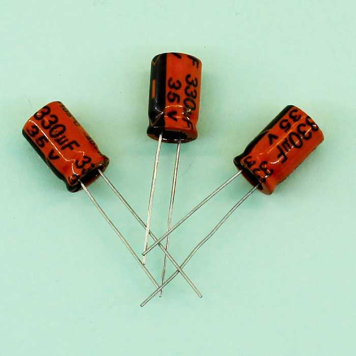 خازن الکترولیتی 330 میکرو فاراد 35 ولت کد 01 بسته 1000 عددی
