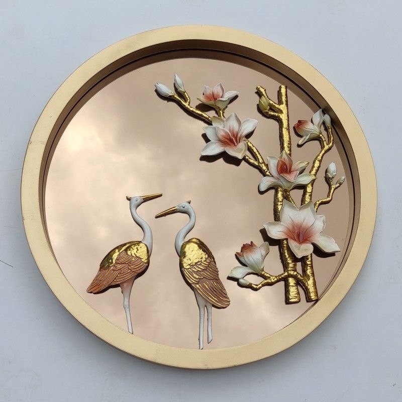 تابلو های مدرن گرد طرح برجسته در دورنگ طلایی و نقره ای  دارای سایز بزرگ و کوچک 50 در 50 قیمت 1300 و 70 در 60 قیمت 1700 