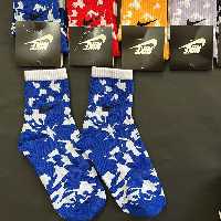 جوراب پاییزه طرح خاص و جدید نایک جزو اولین ها باشید میپوشید