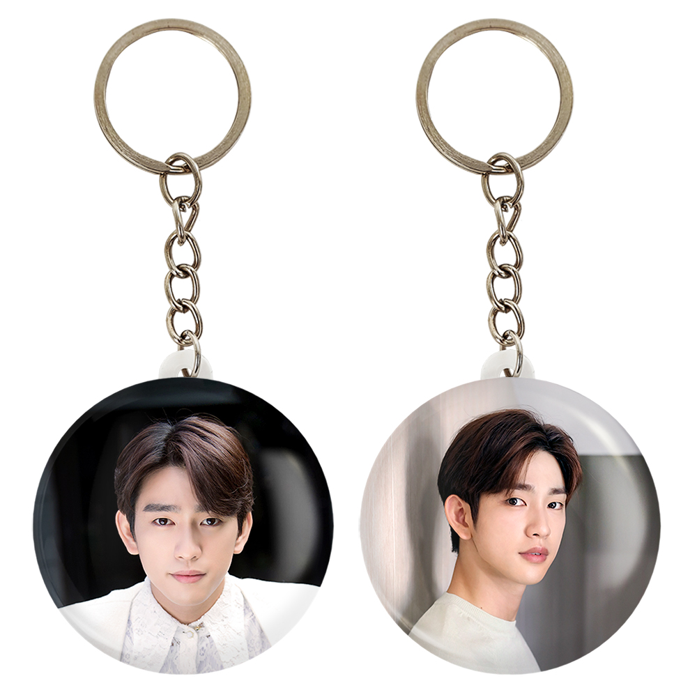 جاکلیدی خندالو مدل جین یونگ گروه گات سون GOT7 کد 2098120990 مجموعه 2 عددی