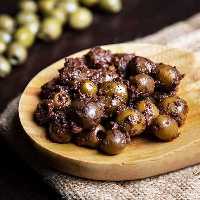 زیتون پرورده درجه یک 