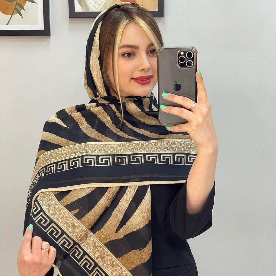 روسری پلنگی
