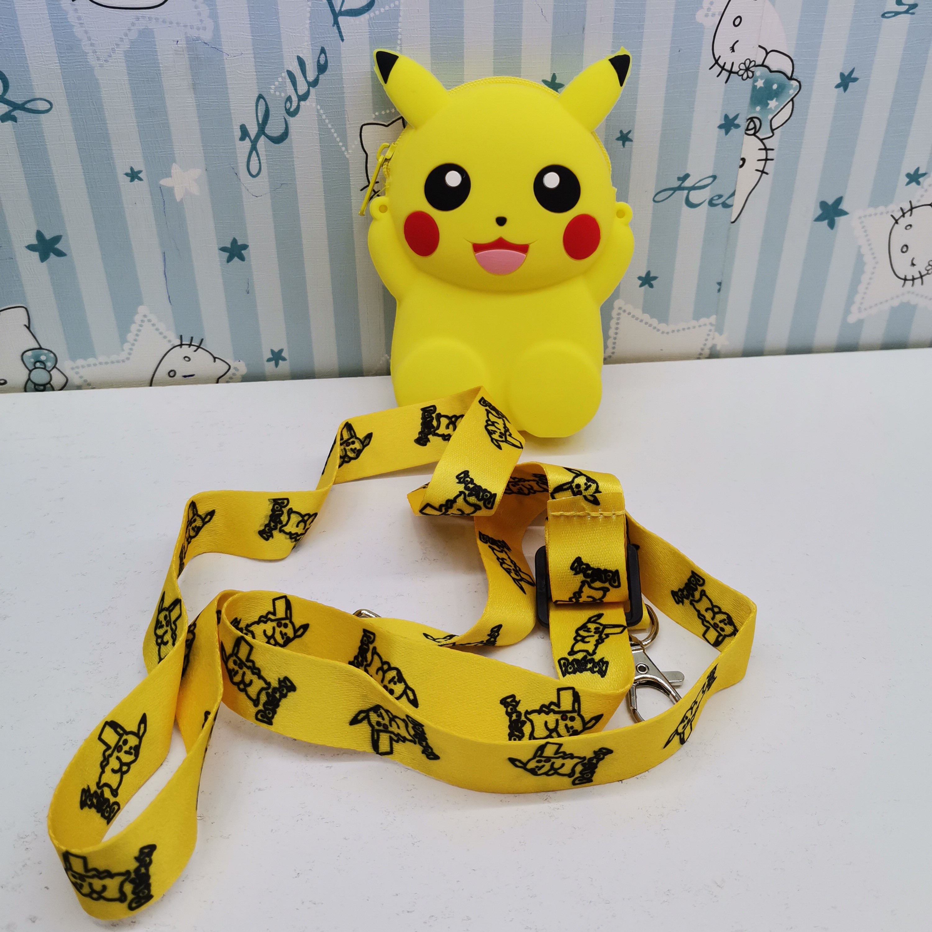کیف سیلیکونی فانتزی بنددار طرح شخصیت انیمیشن POKEMON