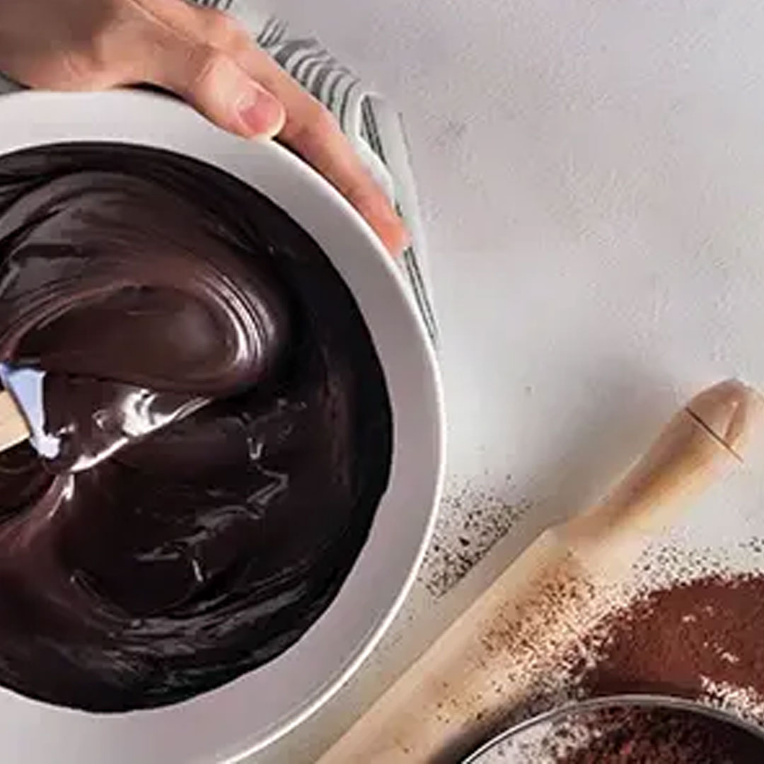 کرم شکلاتی فندقی وکیل