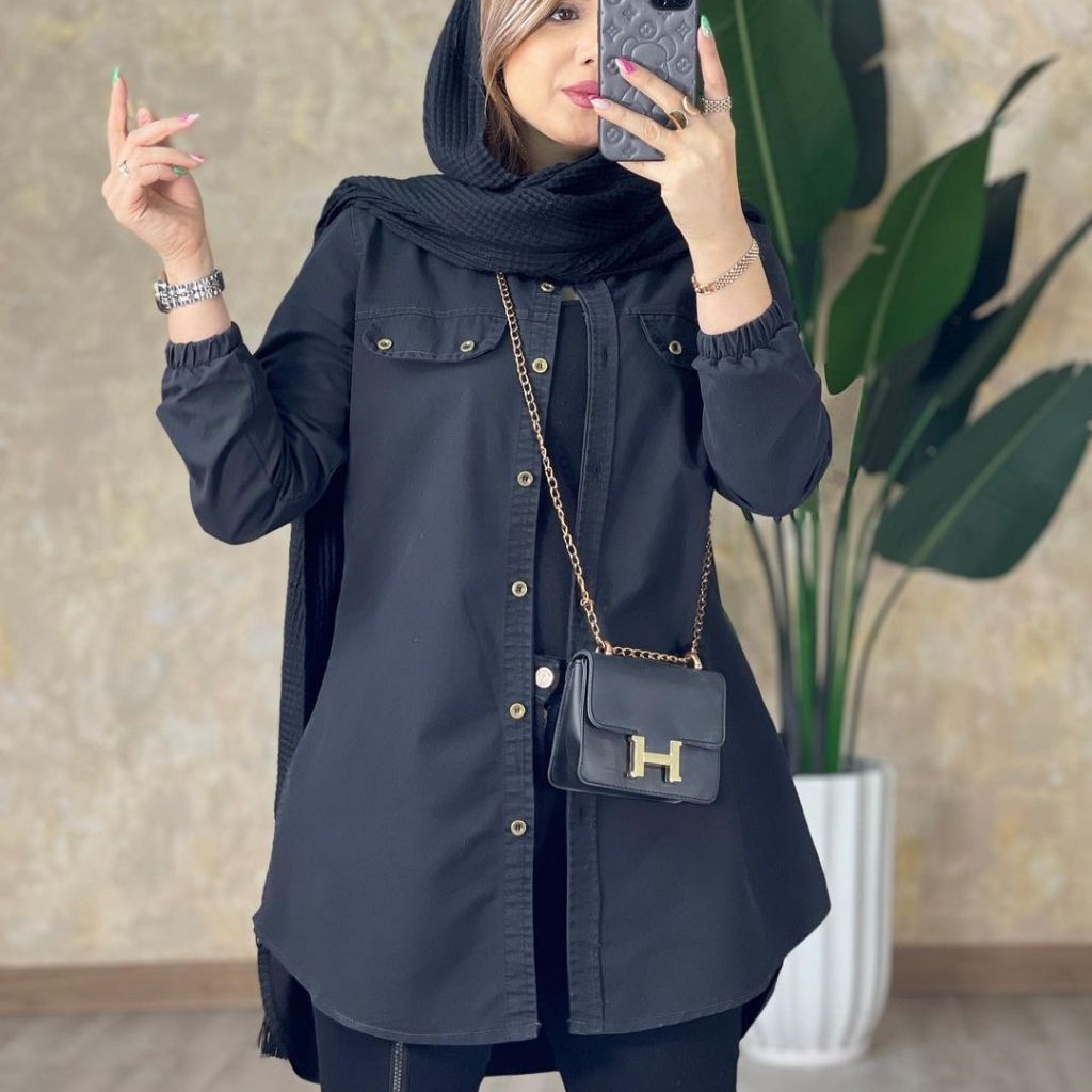 مانتو لی عروسکی به رنگ آبی