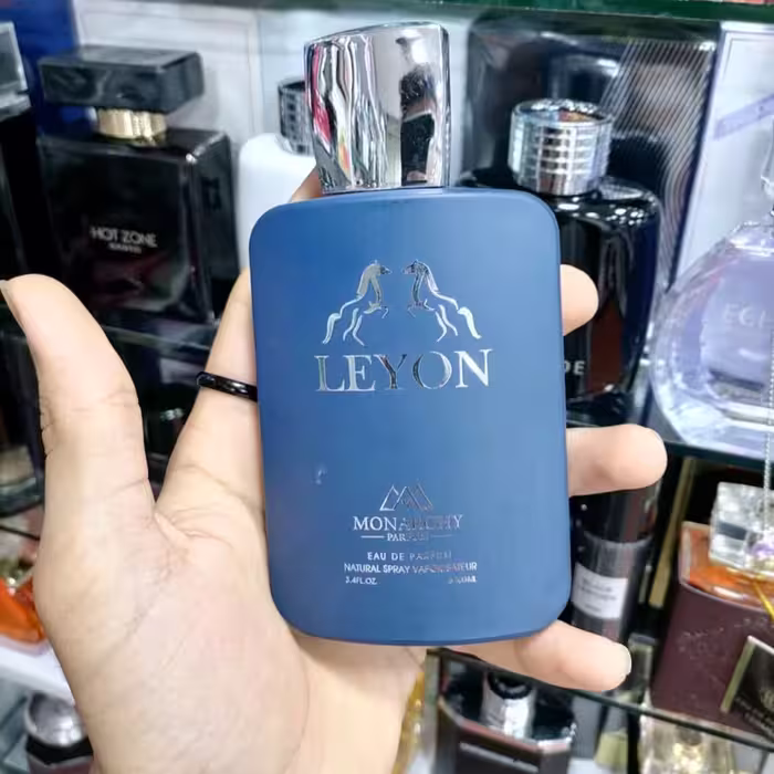 عطر ادکلن پگاسوز لیتون سایز 100 میل برند موناریچی PARFUMS de MARLY - Layton
پارفومز د مارلی لیتون عطر پگاسوس