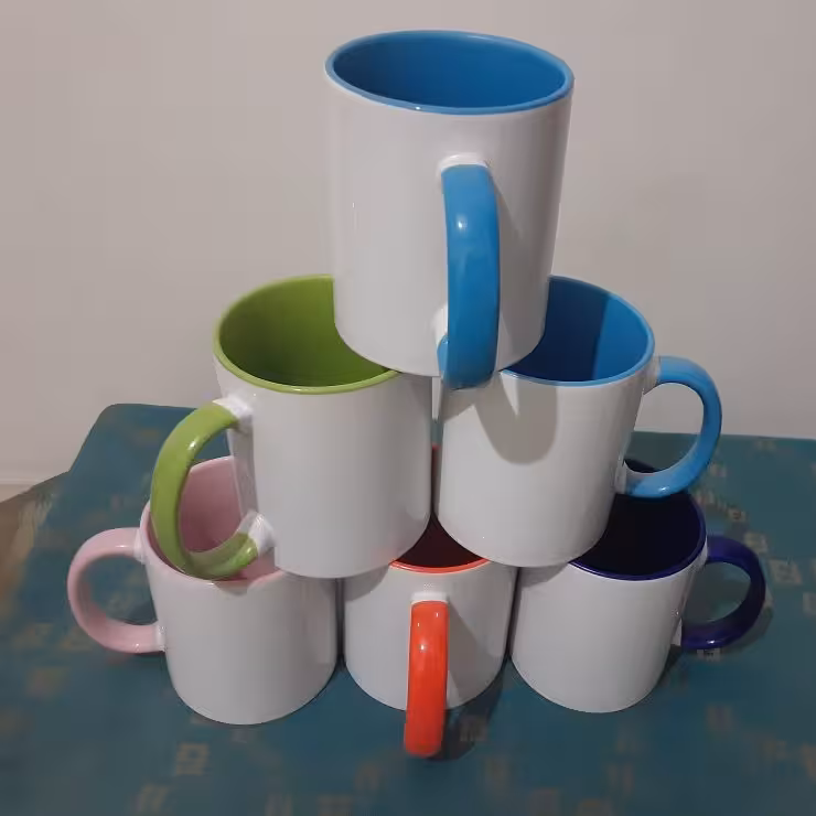 لیوان دسته وداخل رنگی