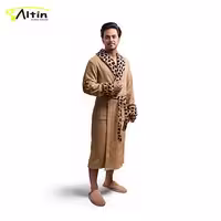 حوله پالتویی پودایران طرح جگوار نسکافه ای سایز 145