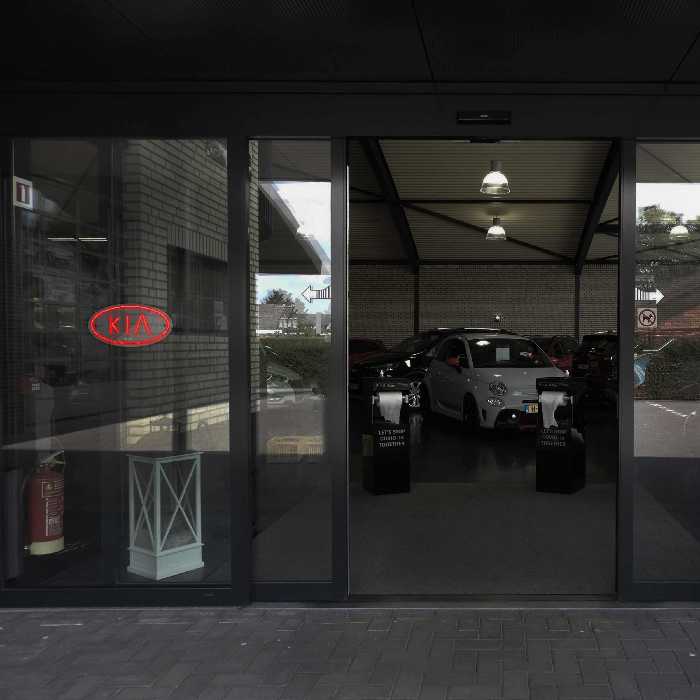 چراغ دیواری نئون دیزاین طرح Kia_RD