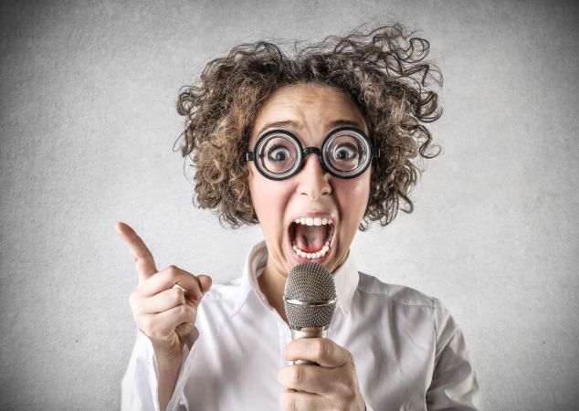 خرید تصاویر اورجینال و باکیفیت از گزارشگران خبری | پیک فاکس | Pic Fox