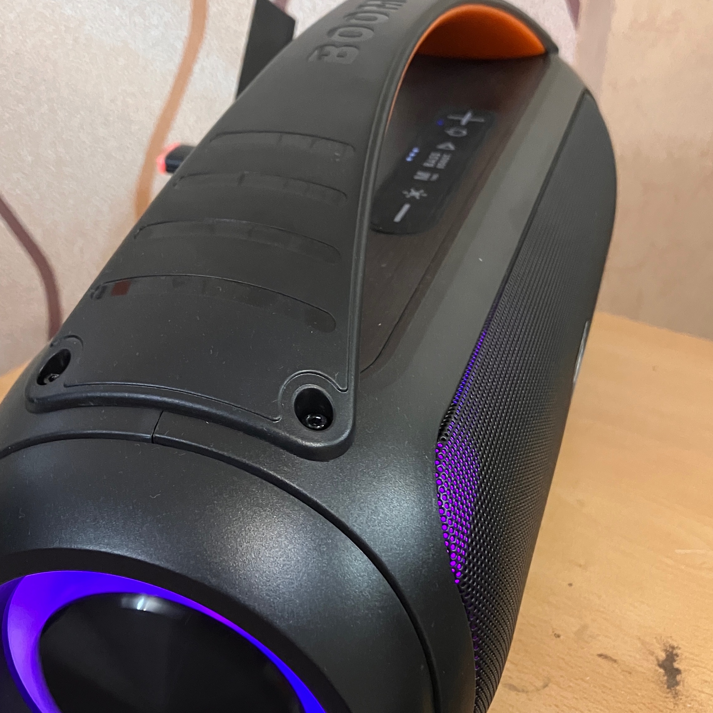 اسپیکر هیسکا b114بلوتوثی قابل حمل