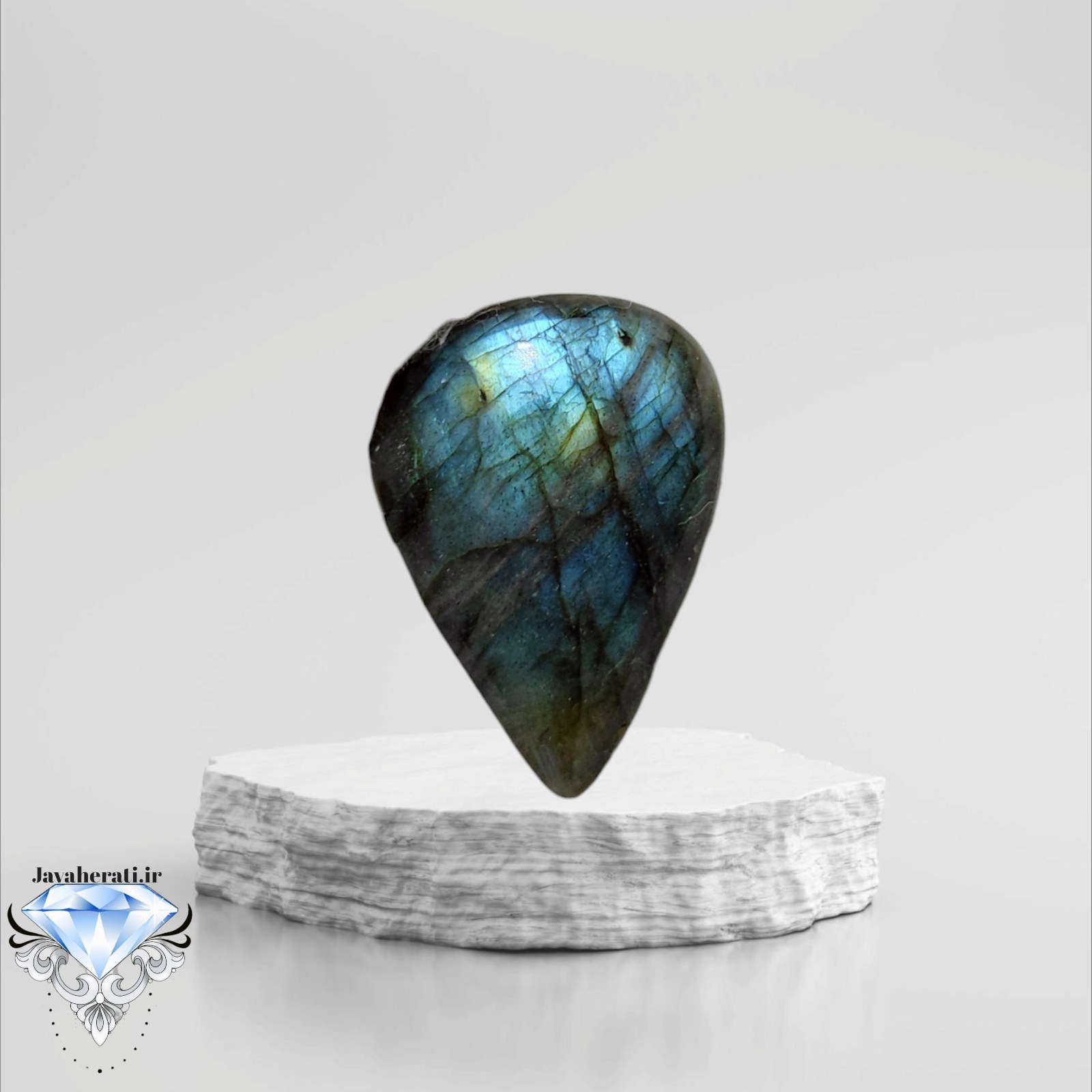 نگین مدالی لابرادوریت معدنی و زیبا  1