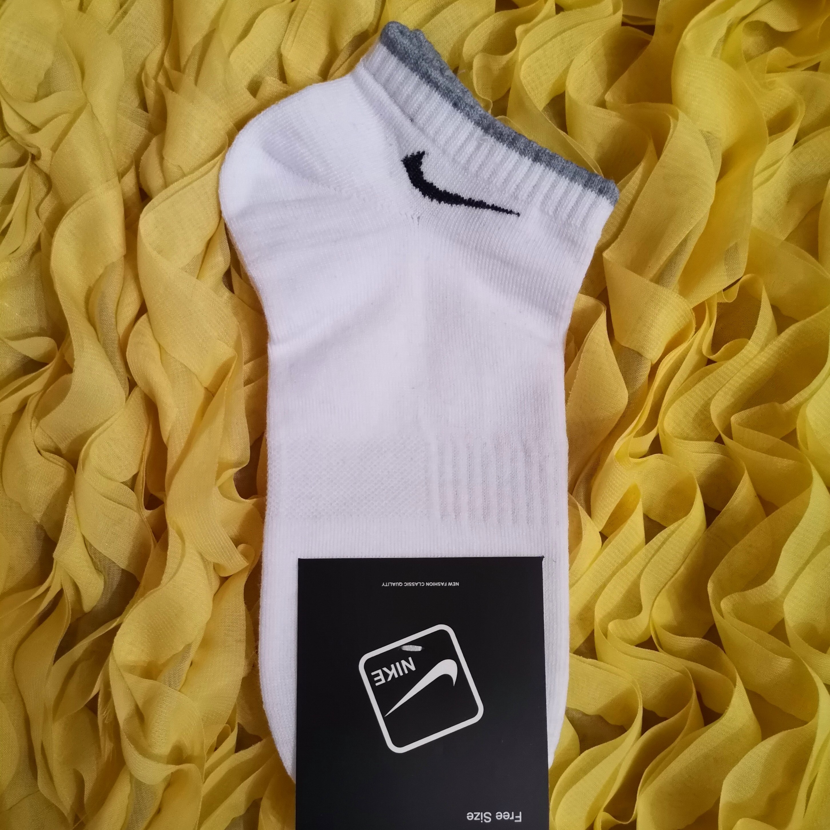 جوراب مچی نایک Nike  زنانه و مردانه، 75درصد نخ پنبه اعلا، کیفیت عالی