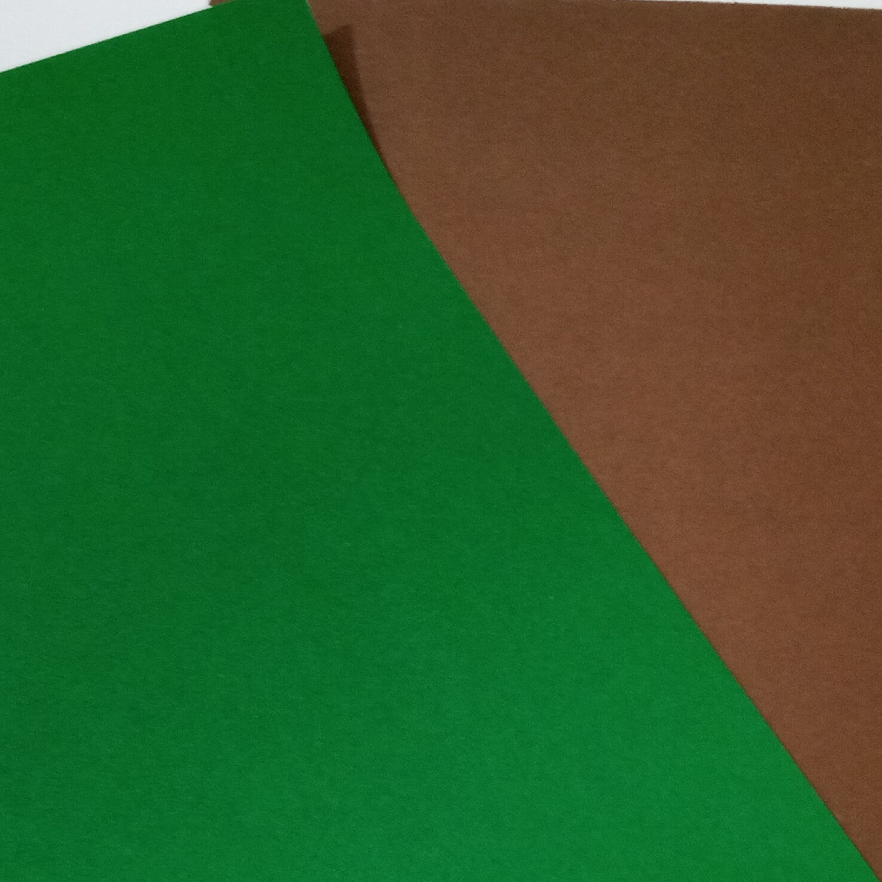 مقوا 2رنگ معمولی سبز  قهوه ای