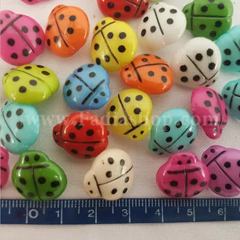 دکمه نوزادی کفشدوزک بسته ای