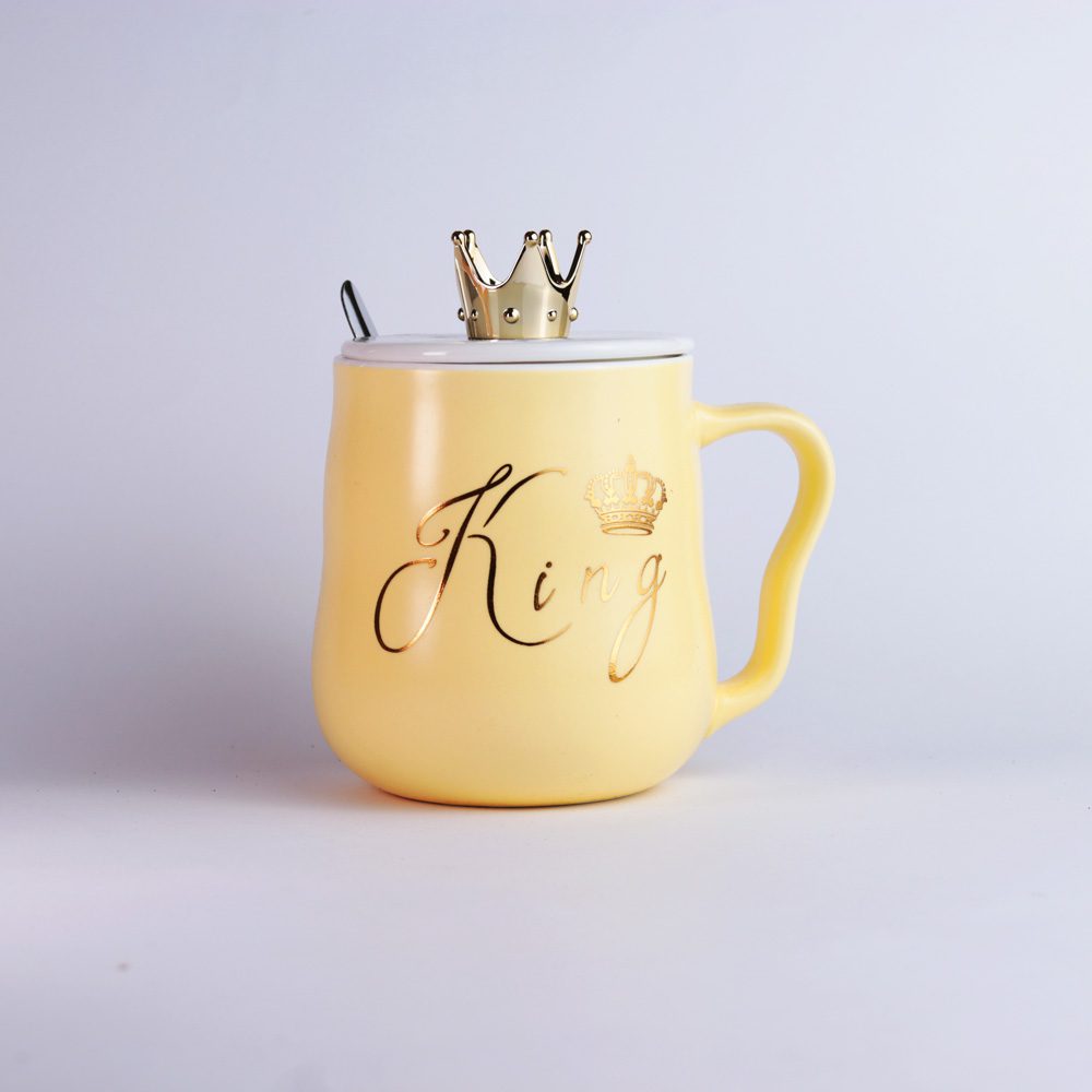 ماگ سرامیکی زرد تاج طلا | کد 6742