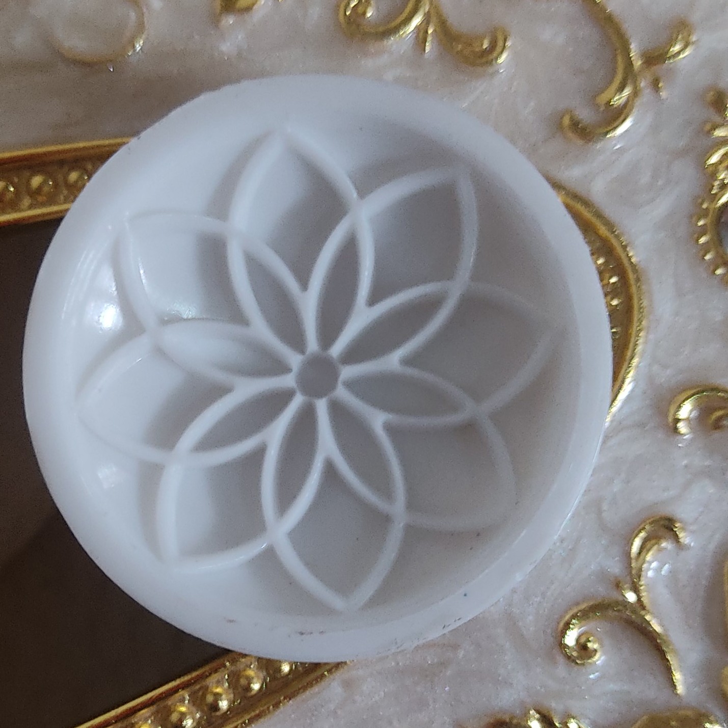 مهر شیرینی برنجی طرح گل رز