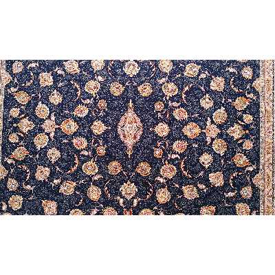 فرش ماشینی زمرد مشهد طرح افشان زمینه آبی تیره