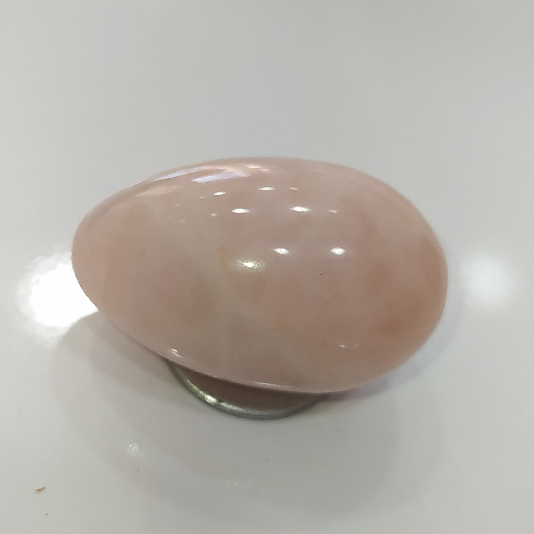 گوی تراش تخم مرغی رز کوارتز  گرید a اصل و معدنی(34 گرم)