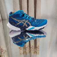 کتونی و کفش والیبال هندبال بسکتبال  اسیکس متارایز کوالیتی در حد اورجینال ویتنام Asics Metarise رنگ آبی  نایک آدیداس 

