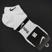 جوراب مچی مارک نایک رنگ سفید طرح دار پافیت 22652