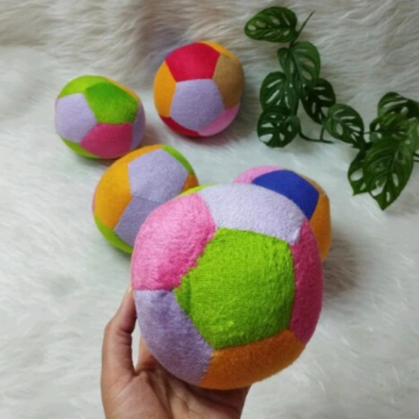 سیسمونی اسباب بازی  توپ مخمل آپارتمانی