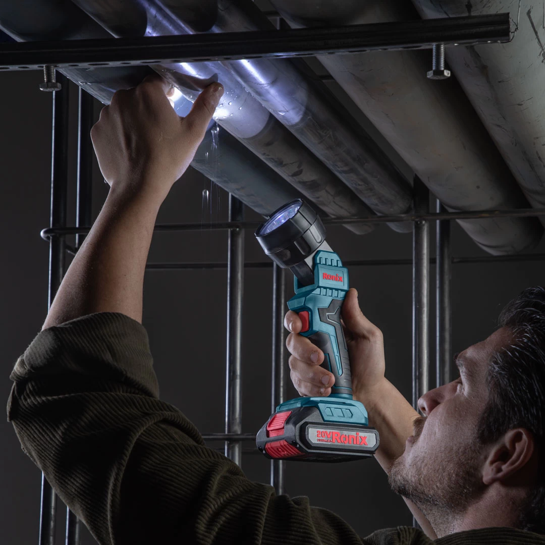 چراغ کار شارژی 20ولت مدل 8630 رونیکس