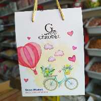 شکلات کادویی زیبا مدل آروسا آیسودا مناسب هدیه