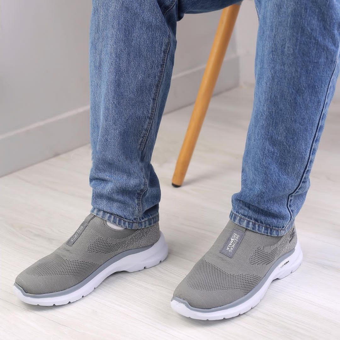 اسکیچرز  مردانه  طبی مارک آرام . (ارسال رایگان)زیره eva مناسب استفاده طولانی رویه بافت تنفسی درسه رنگ .سایز 41تا44