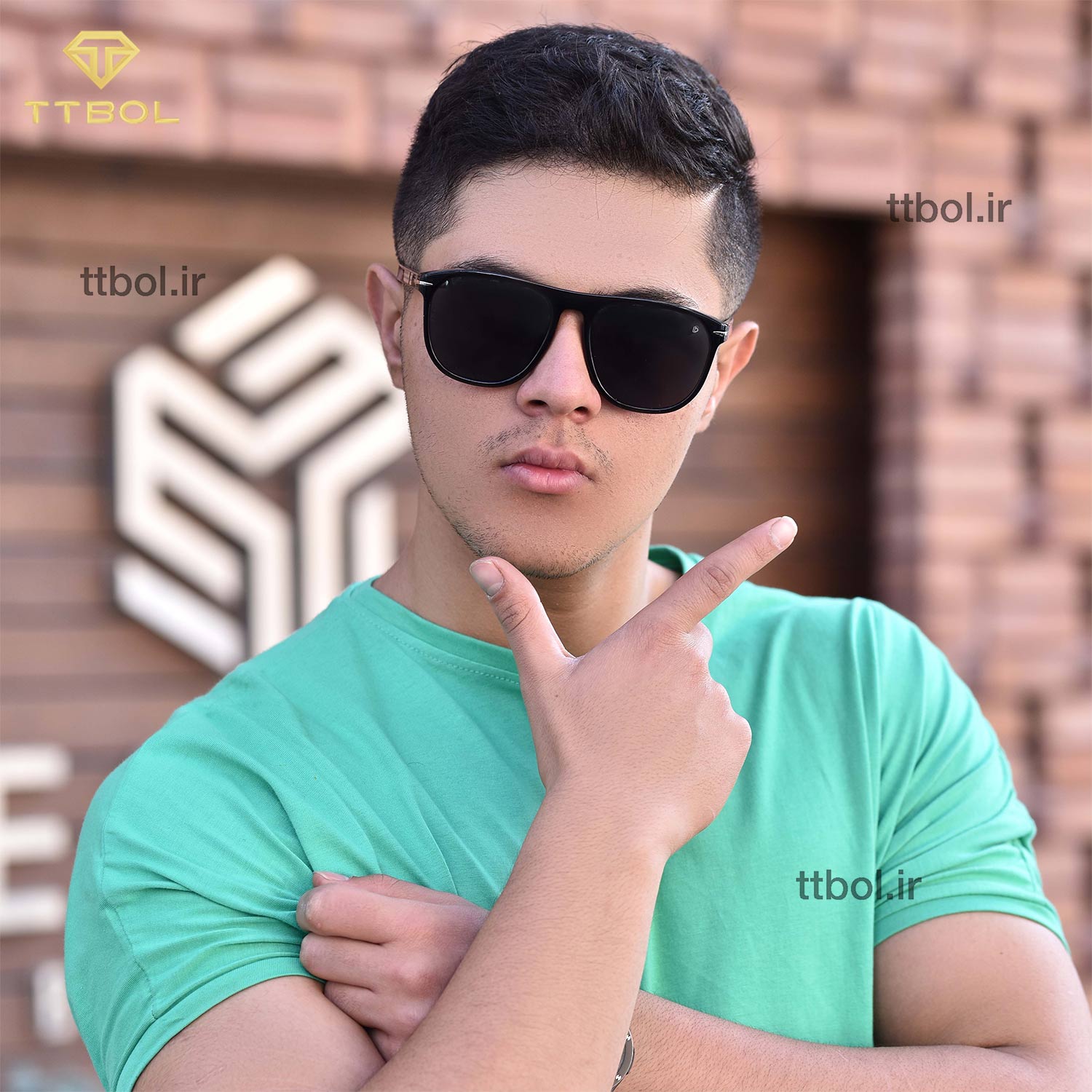 عینک آفتابی 2055