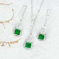 نیمست نقره ایتالیا نگین طرح زمرد کد 11933