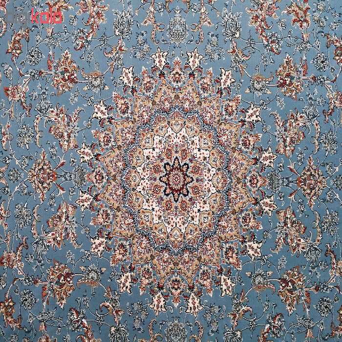 فرش ماشینی زمرد مشهد مدل نایین زمینه آبی