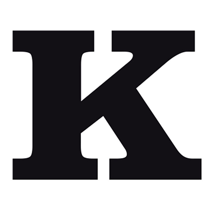 استند رومیزی تزیینی طرح حروف K مدل 45