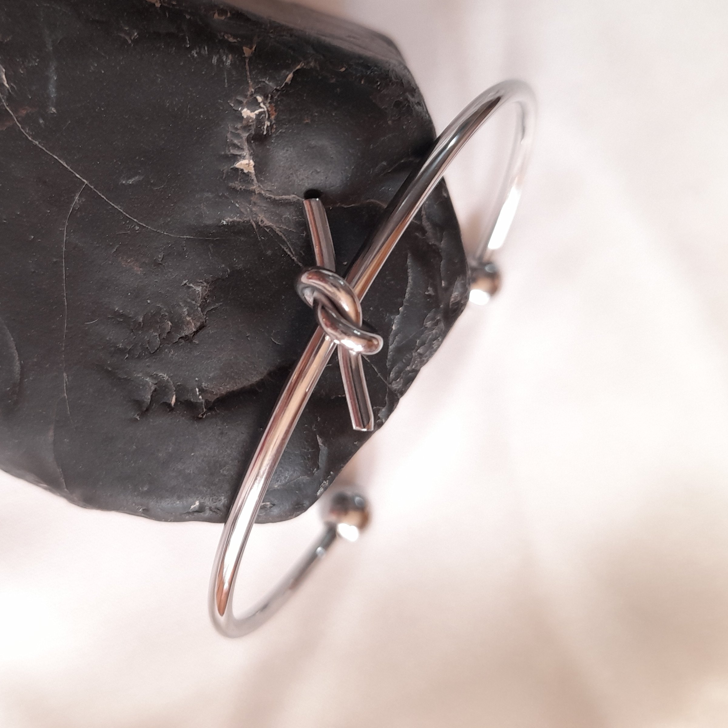 دستبند استیل گره