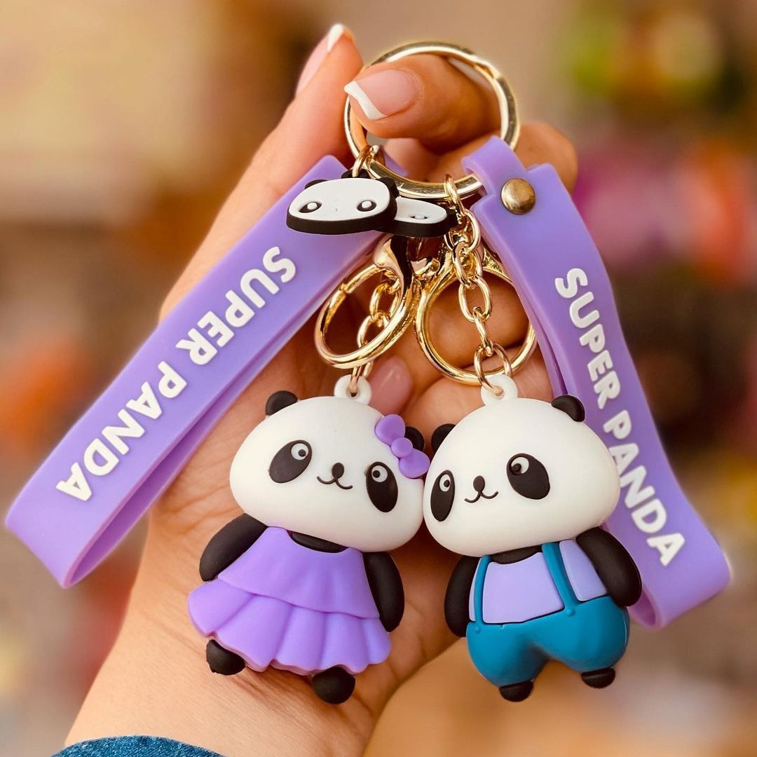 جاکلیدی سیلیکونی پاندا دختر و پسر در دو رنگ قرمز و بنفش