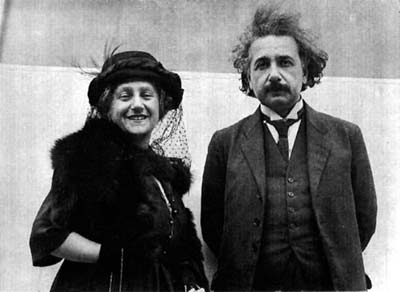 زندگي نامه آلبرت انيشتين (Albert Einstein) از تولد تا مرگ