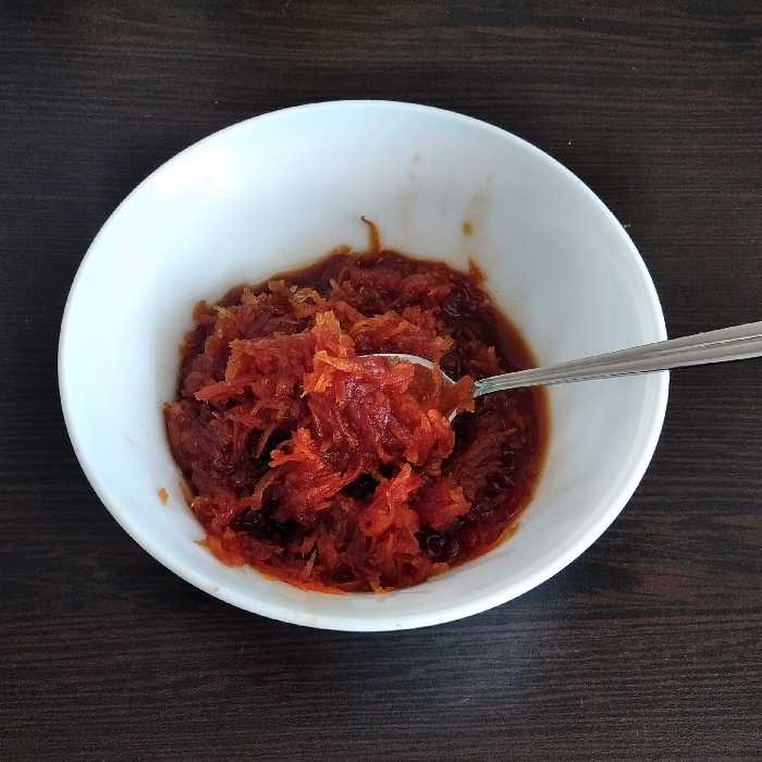 مربا هویج با شیره انگور خانگی 450گرمی