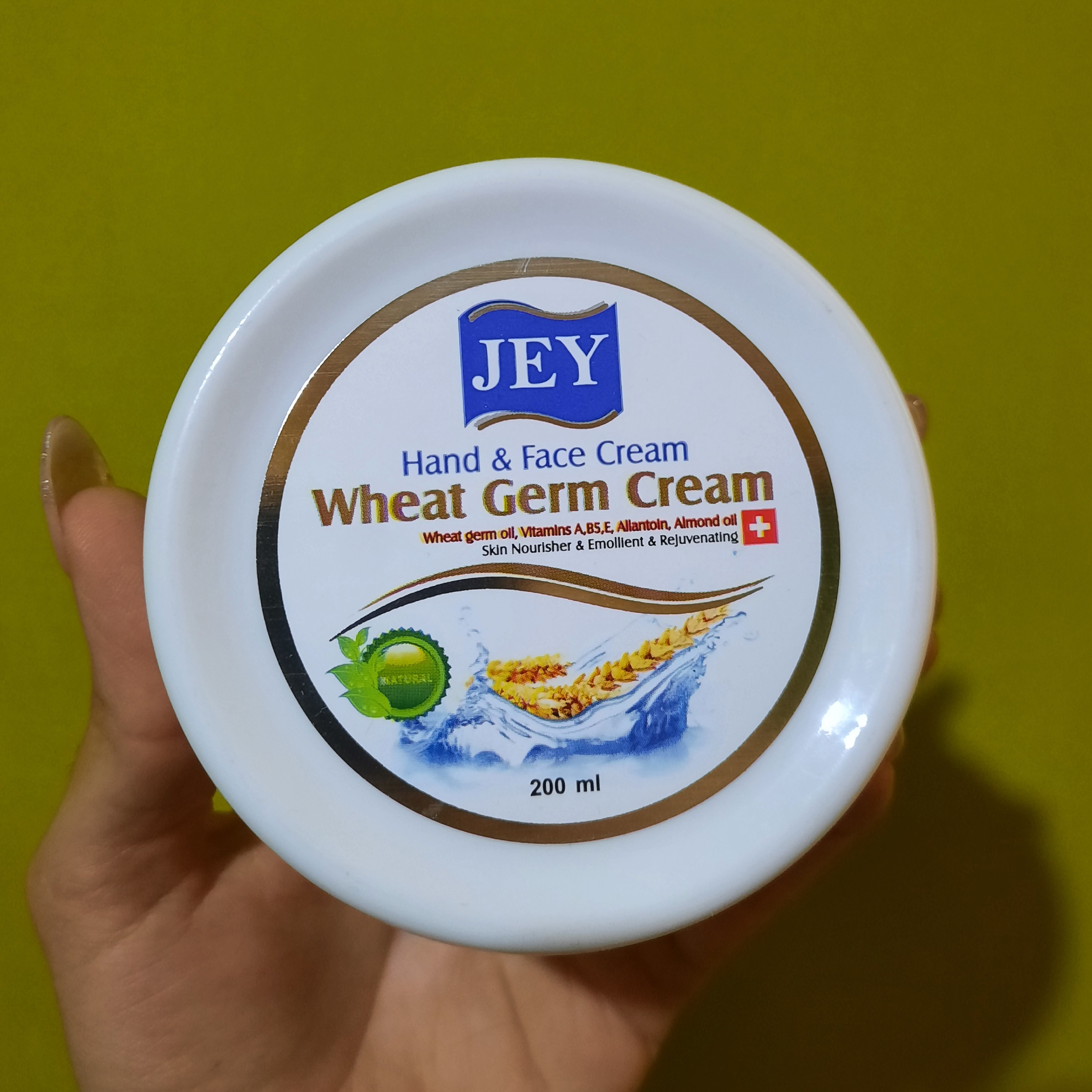 کرم دست و صورت  جی جوانه گندم