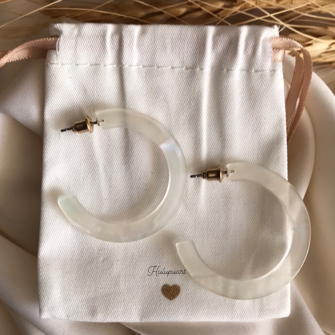 گوشواره شفاف مینیمال Hulupuart برند Iam