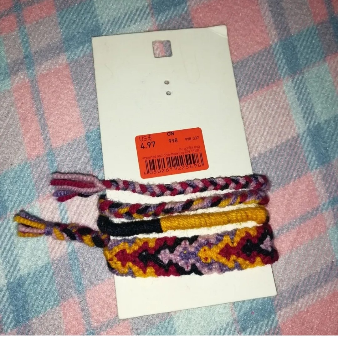 دستبند یا پابند خارجی 