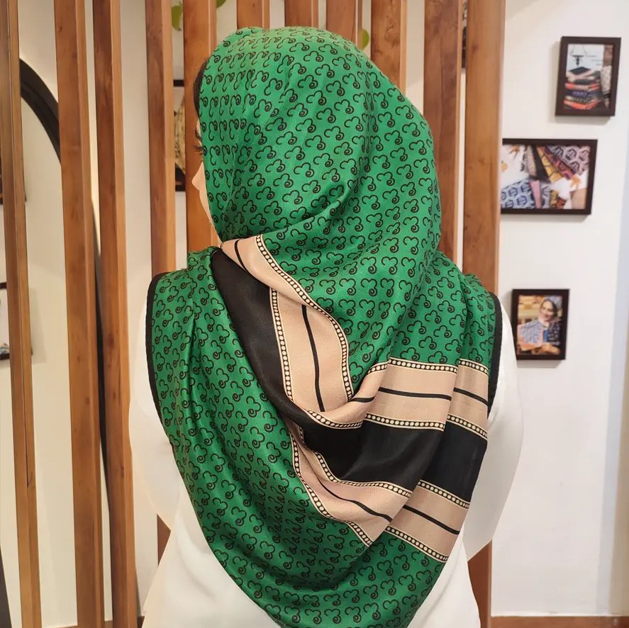 روسری کشمیر پاییزه و زمستانی لاکچری کد 5606