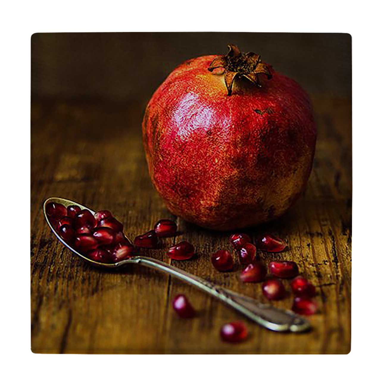  کاشی کارنیلا طرح نقاشی دانه های انار و قاشق کد wkk1031