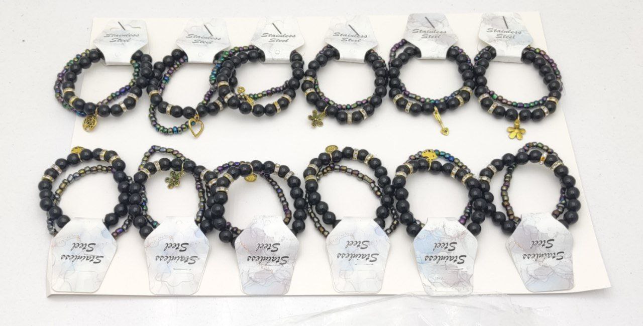 دستبند کشی دو عددی نگین دار وسط خرج کار