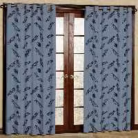 پرده مدل مخمل پانچی کد 7447 سایز 280x140 سانتی متر