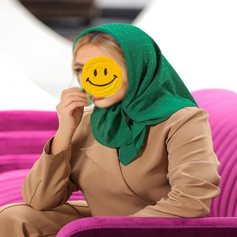 روسری مینی اسکارف اسلپ نگینی سبز
دور دوخت قواره 75سانتیمتر در75سانتیمتر
کیفیت متفاوت و بی نظیر
به هیچ عنوان سُر نیست