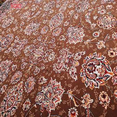 فرش ماشینی زمرد مشهد طرح افشان مدل گل زمینه گردویی