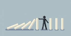 دانلود پاورپوینت بررسی مدیریت ریسک و ابزارهای سنجش