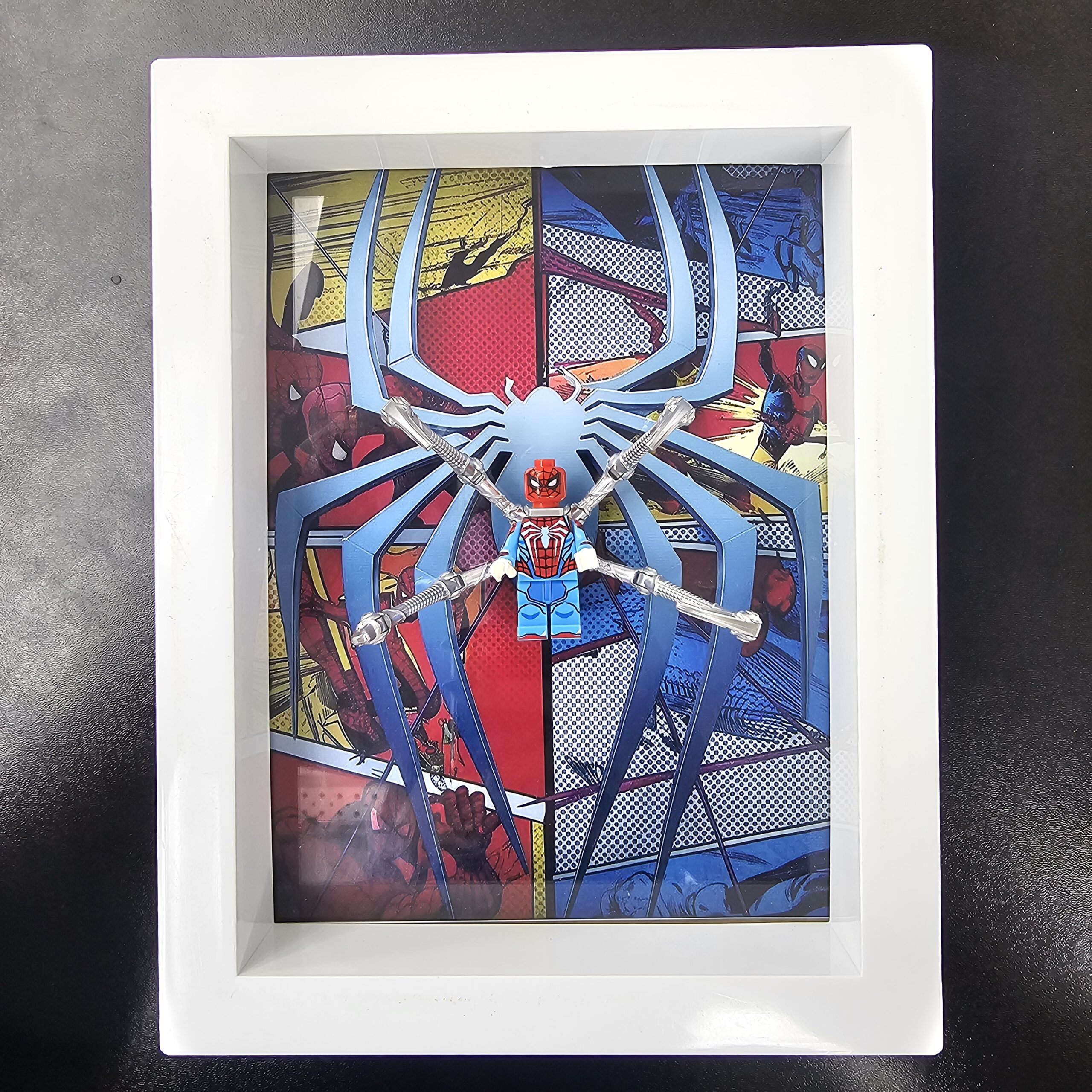 تابلو لگو مردعنکبوتی