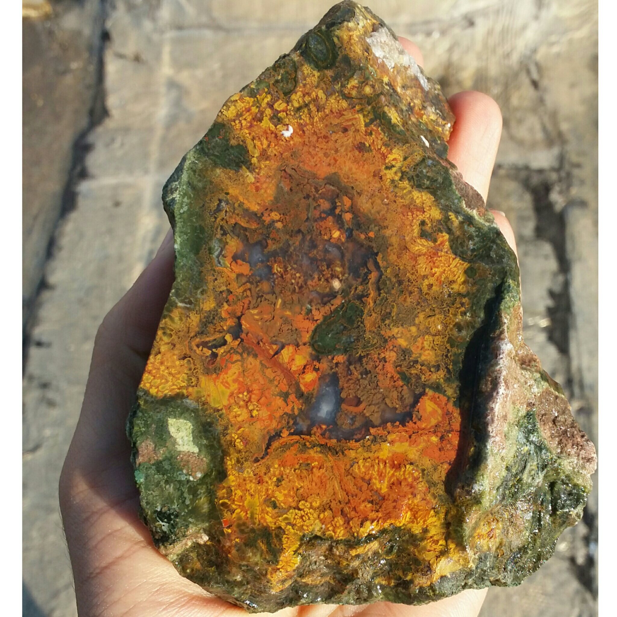 اسلایس سنگ راف غولپیکر عقیق منظره 7رنگ شاهکار خلقت کاملا طبیعی
با قابلیت ساخت چندین نگین و اسلایس دیدنی و محشر
 کد 8119