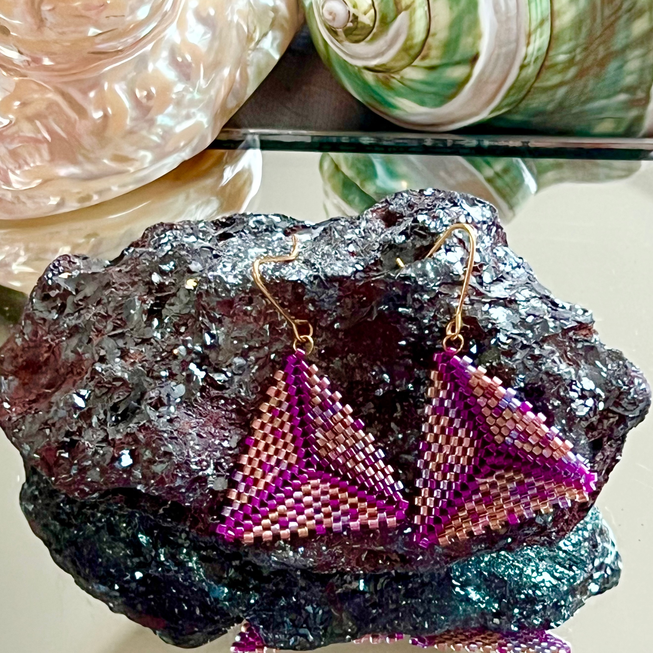 گوشواره ی بافت میوکی مدل مثلثی